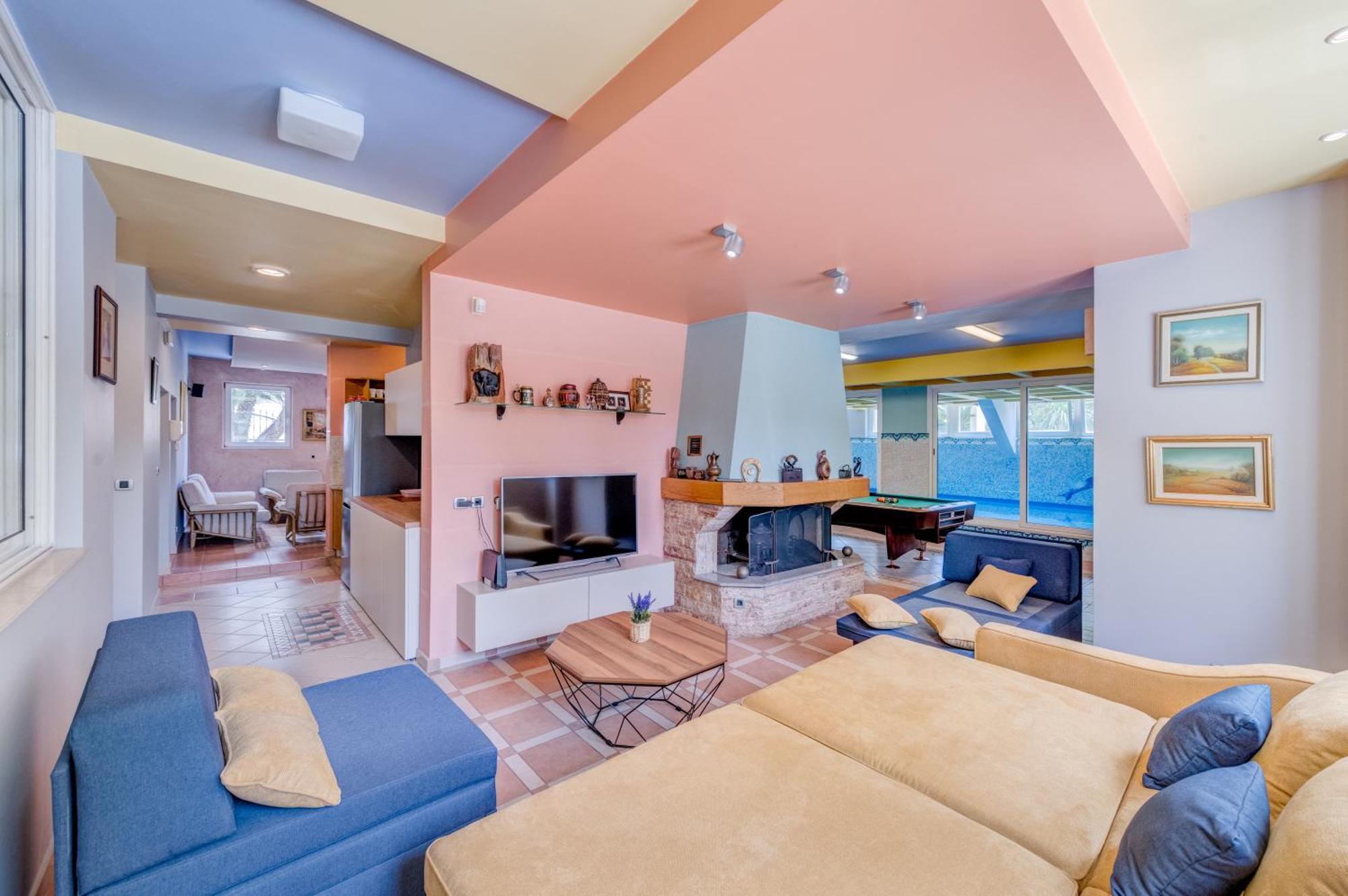 Blue Dolphin Apartment - Private Indoor Pool, Jacuzzi, Garden سبليت المظهر الخارجي الصورة